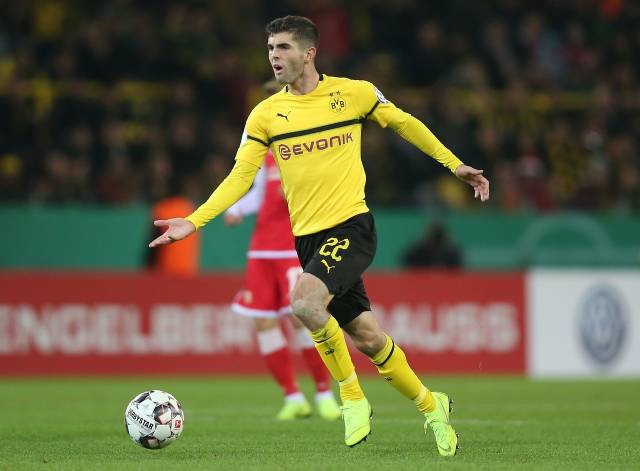 亚历山大 亚历山大